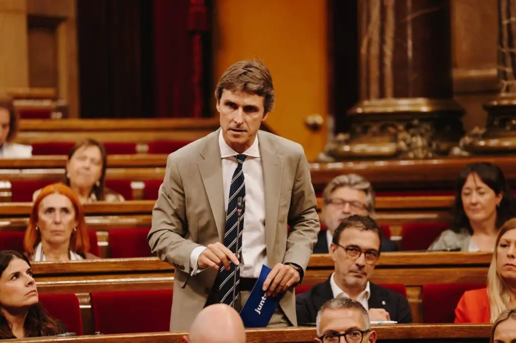 El portaveu Salvador Vergés al Ple del Parlament